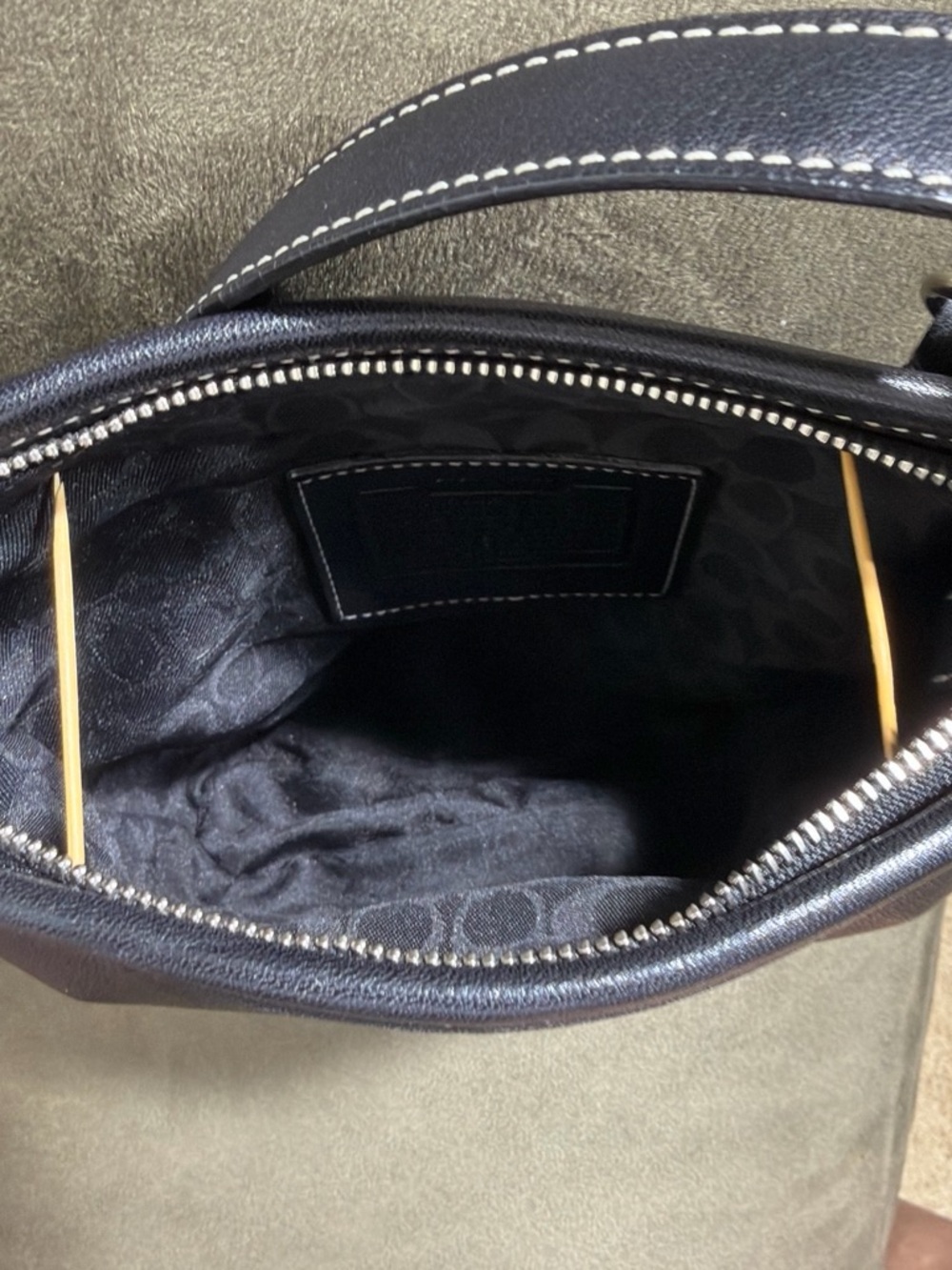 Coach Vintage 2004 Soho Leather Small Duffel Bucket Bag - Picture 6 of 7
